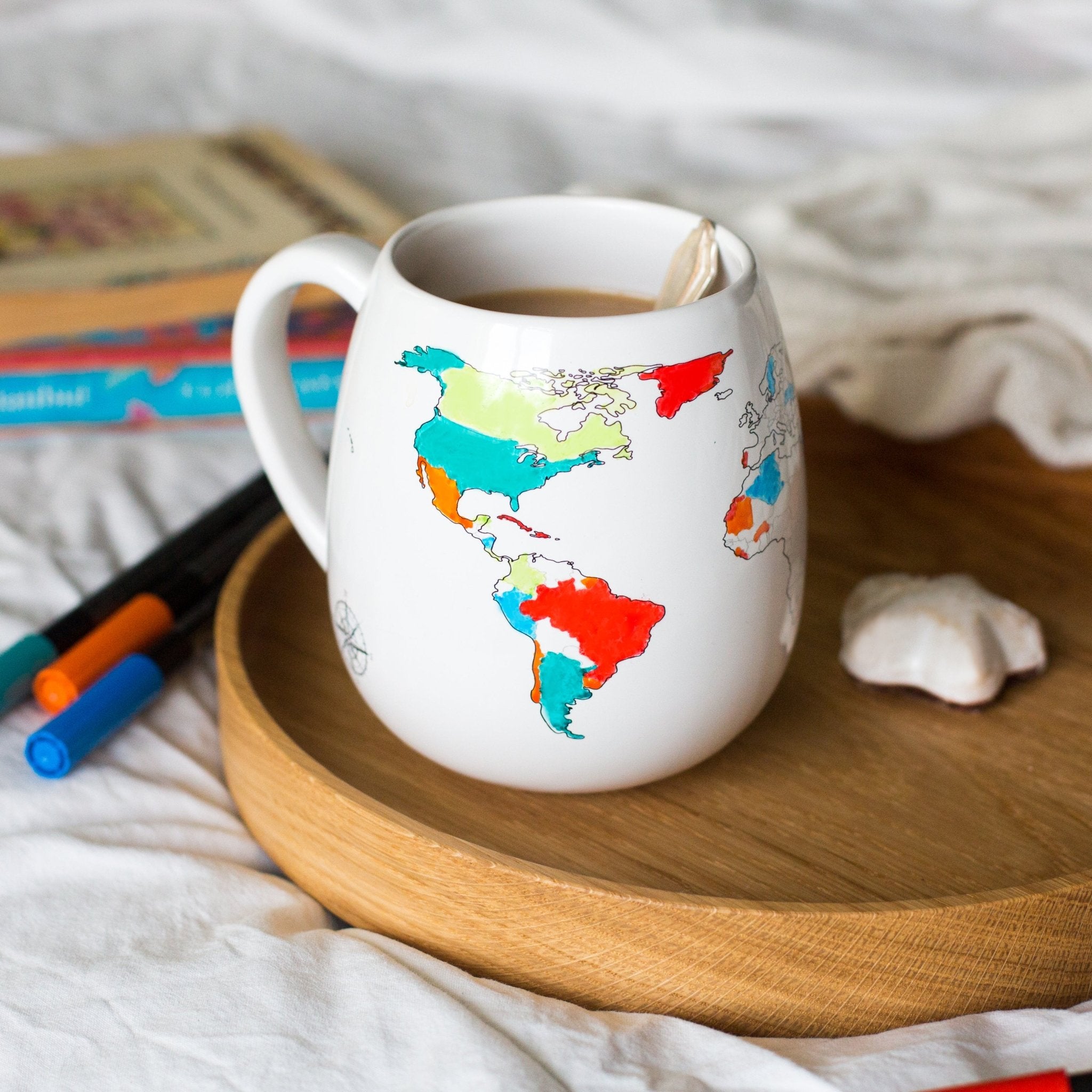 Trouvaille World Map mug à colorier carte du monde