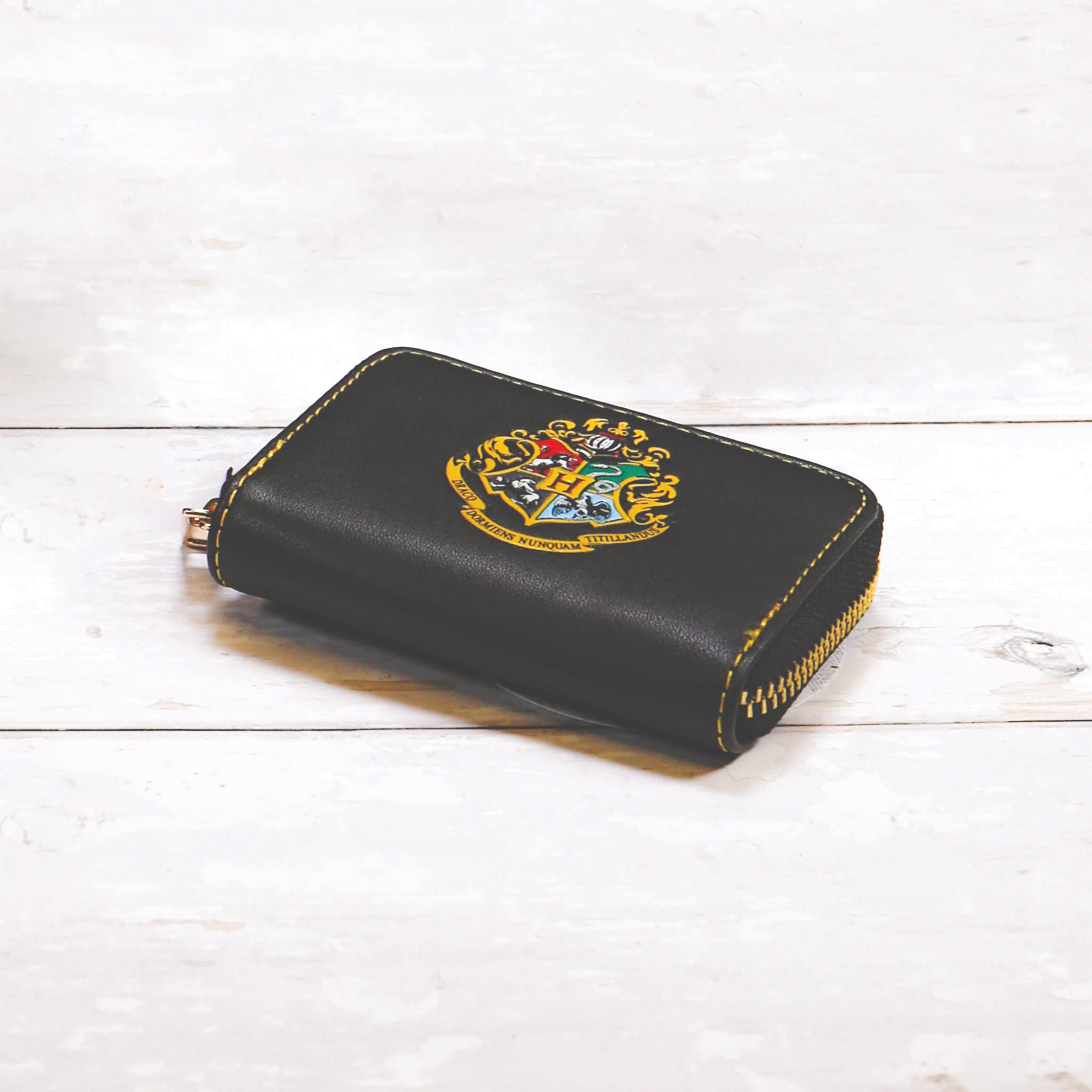 Harry Potter Hogwarts Crest porte-monnaie noir 10 cm