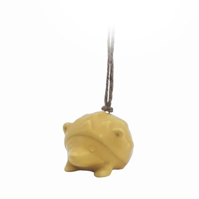 HMB Woodland Folk Yellow Hedgehog décoration à suspendre dolomite