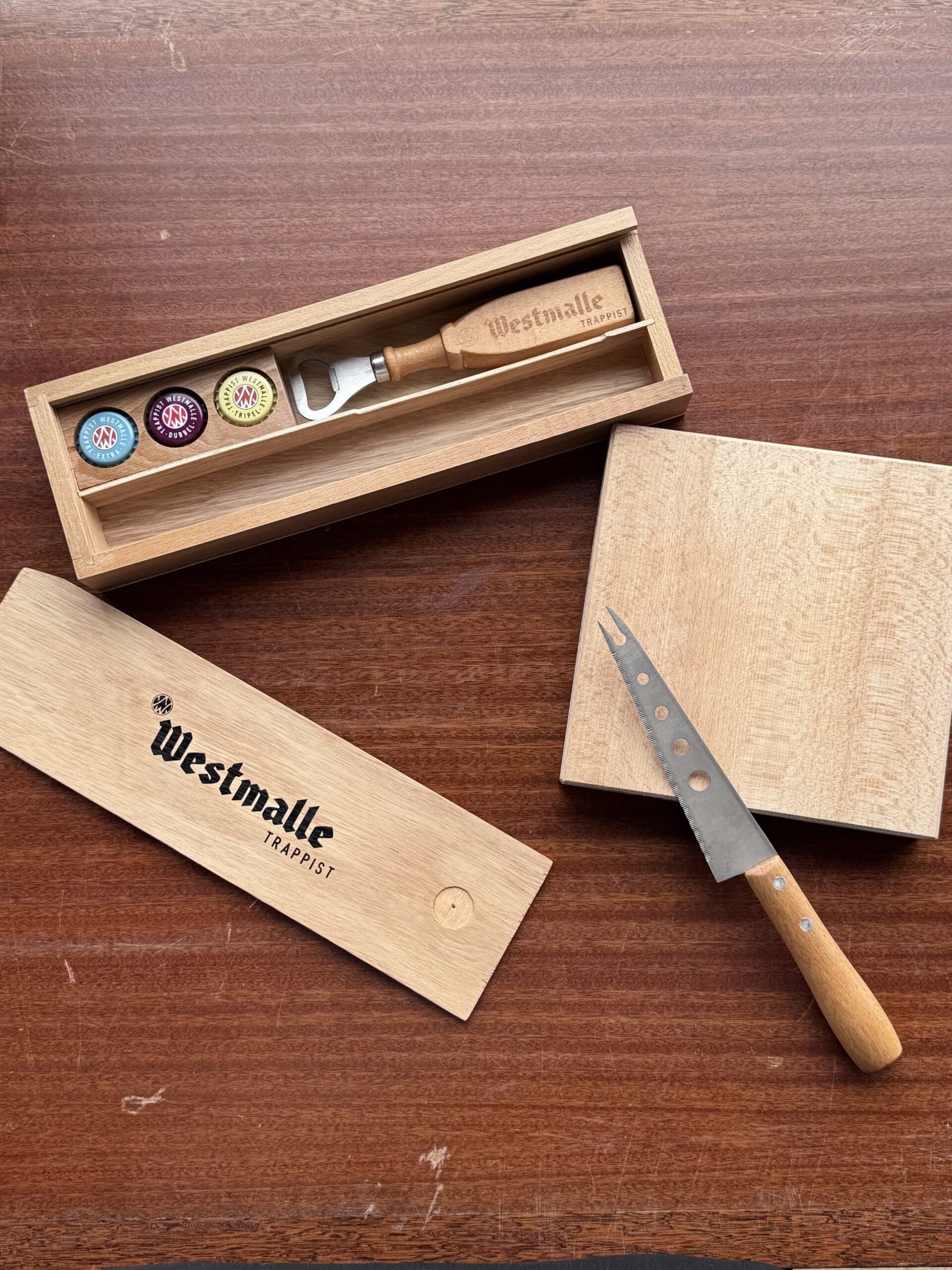 Westmalle coffret cadeau bois couteau décapsuleur