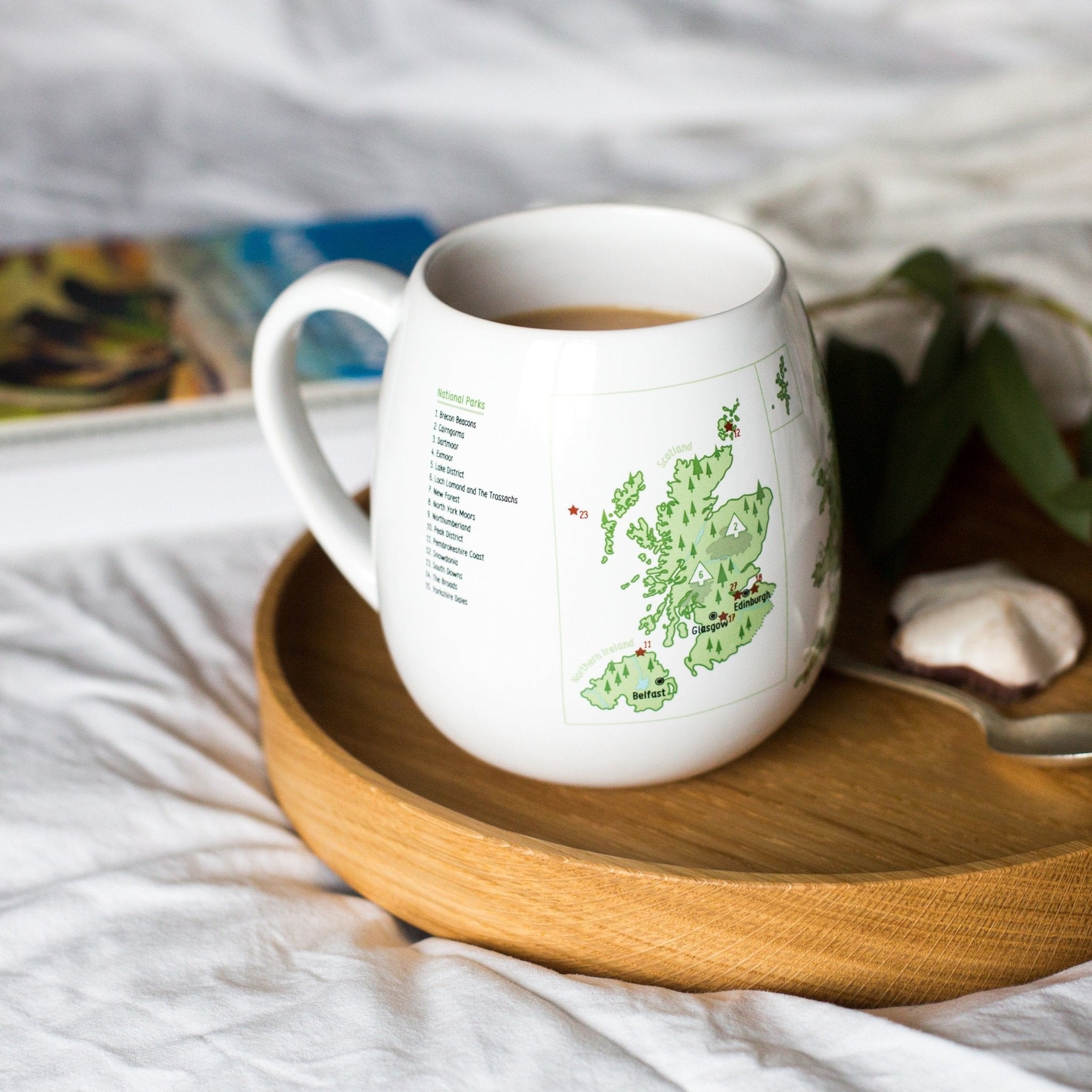 Trouvaille Global UK Explorer mug à colorier sites et parcs