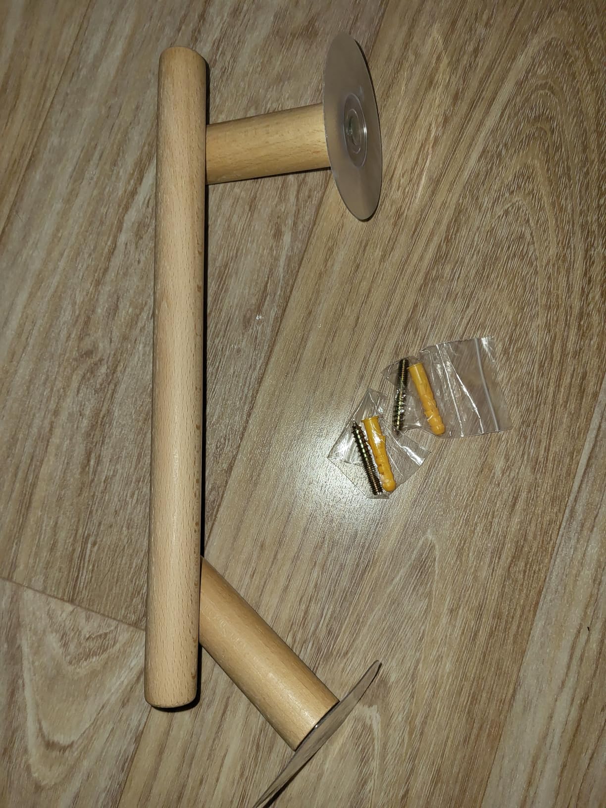 Alipis porte-serviettes mural bois 30 cm kaki